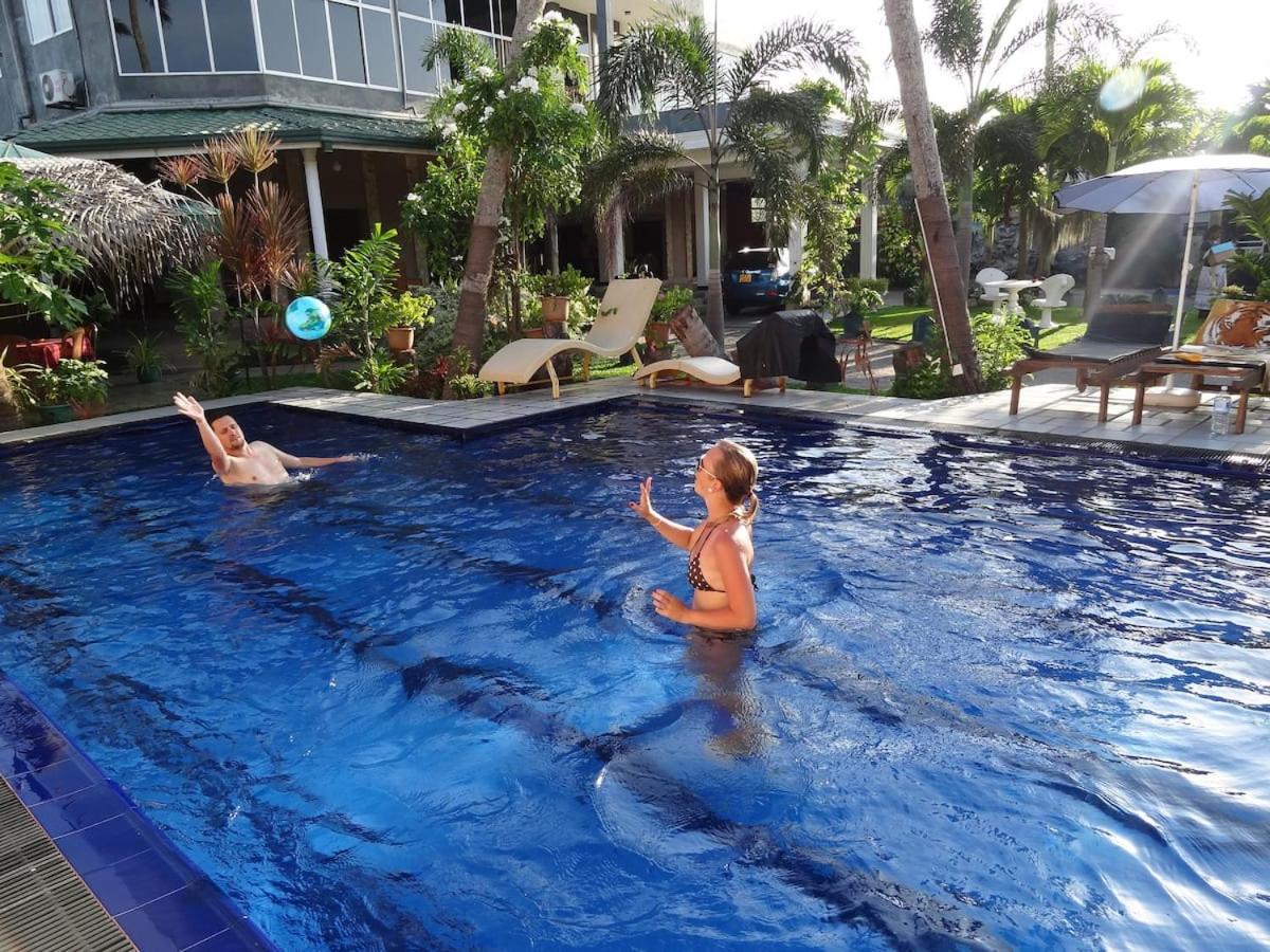 Maple Leaf Hotel Negombo Eksteriør billede